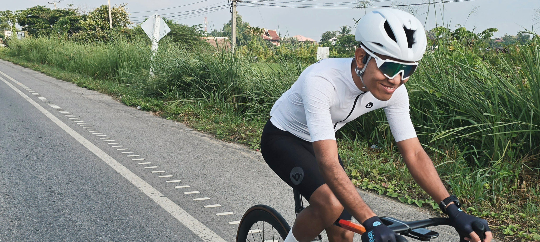 Aero vs Breathability: Which Cycling Jersey Should You Choose When Every Second Counts?